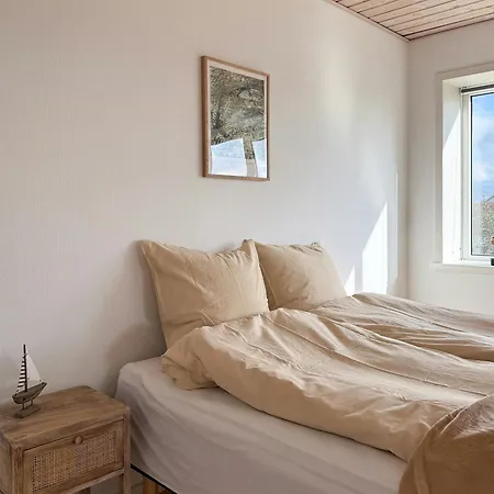 Yellow House With Sauna And View Over Сasa de vacaciones *