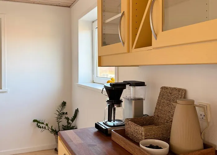 Ferienhaus Yellow Beach House With Sauna And View Over Lokken *